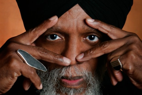 Dr. Lonnie
          Smith